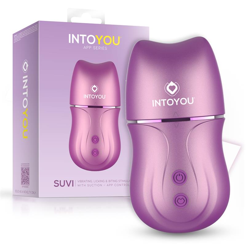Suvi con su caja de INTOYOU App Series